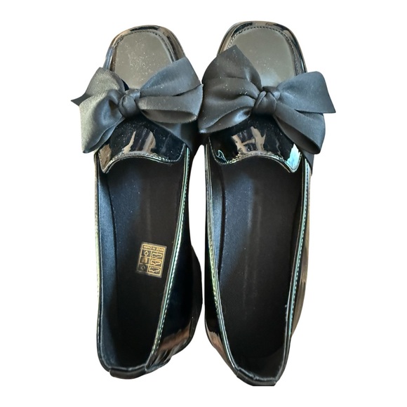 Black patent loafers with bow size 8 NEW - Picture 8 of 10